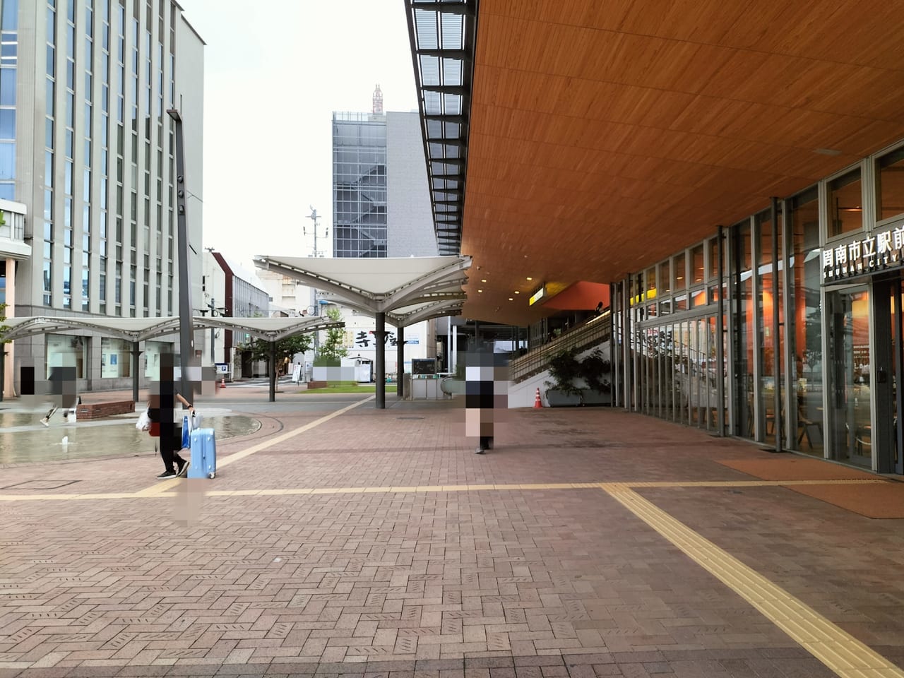 徳山駅前