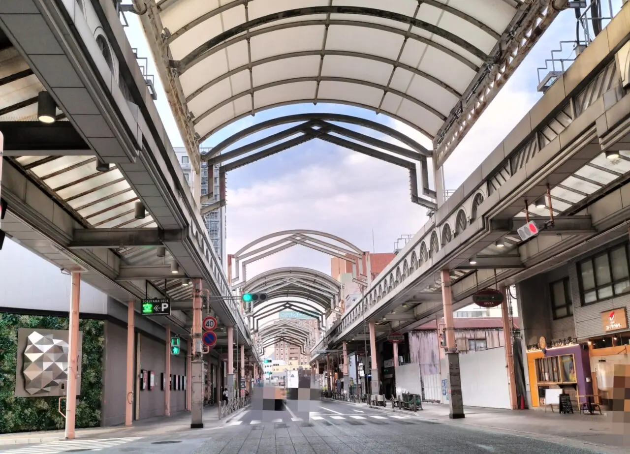 徳山駅前