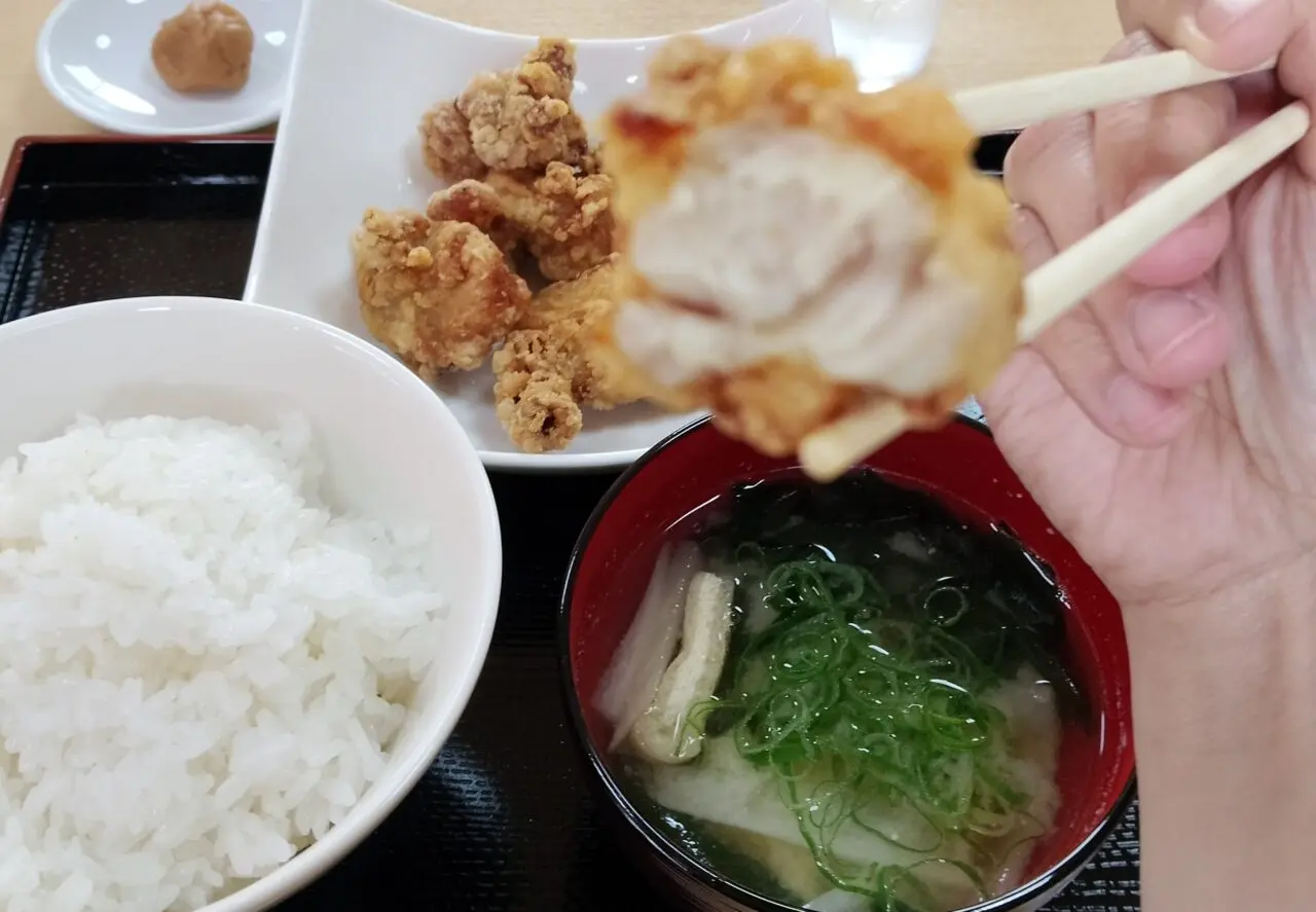 たんたん食堂